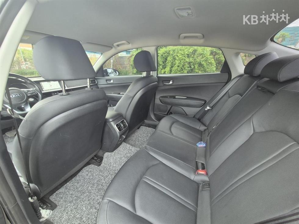 2020 - kia k5