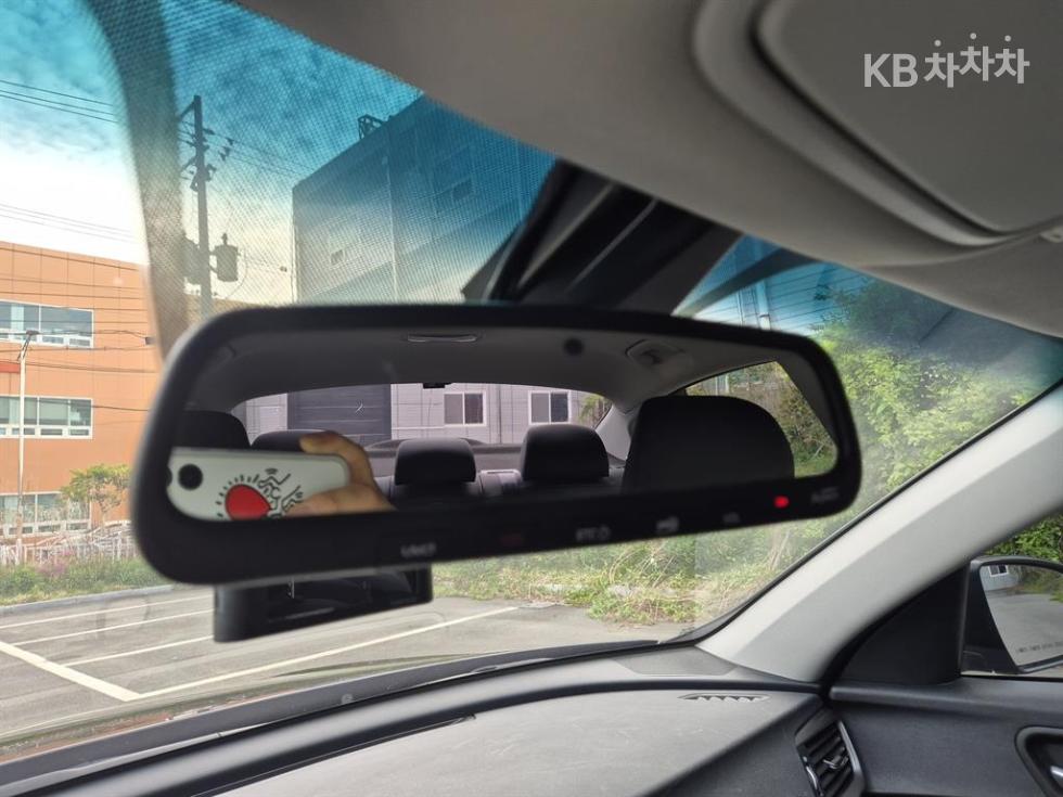 2020 - kia k5