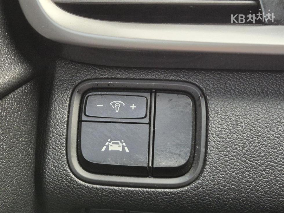 2020 - kia k5