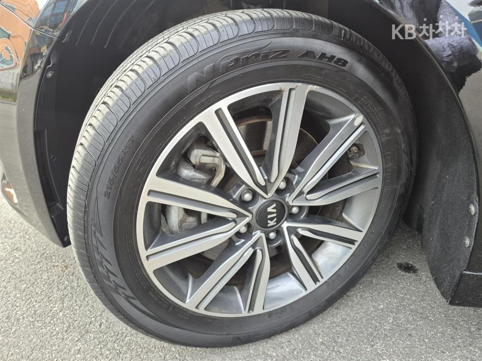 2020 - kia k5