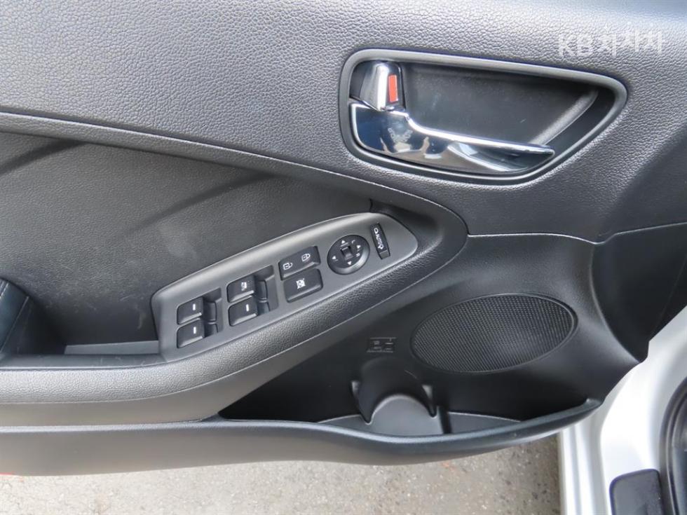 2013 - kia k3