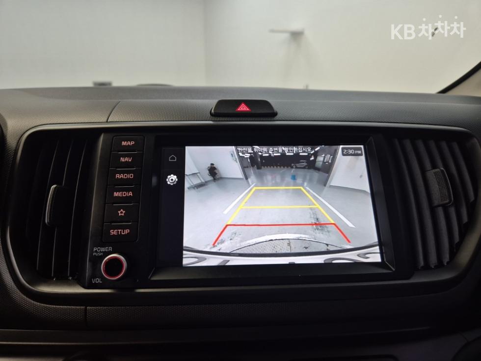 2023 - kia kia