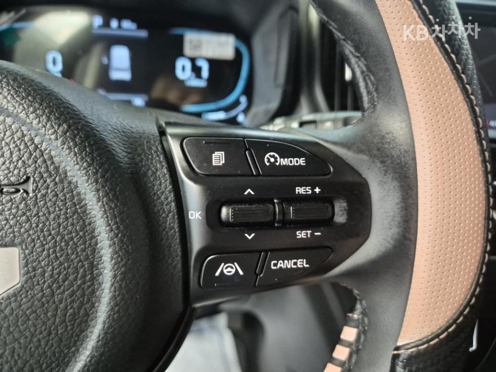 2023 - kia kia