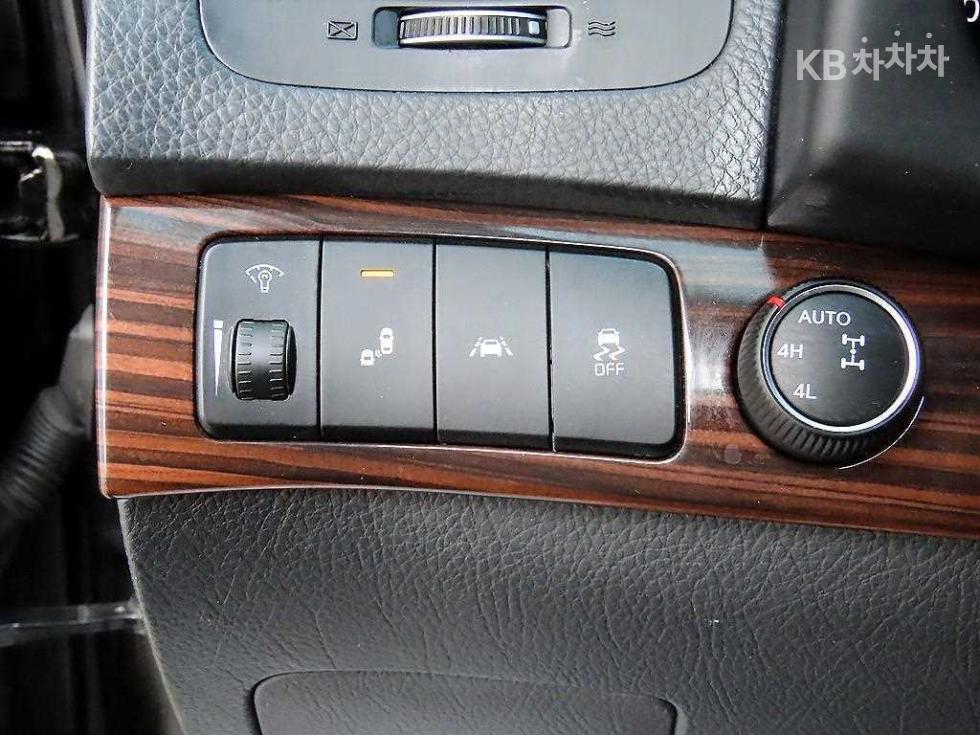 2018 - kia mohave