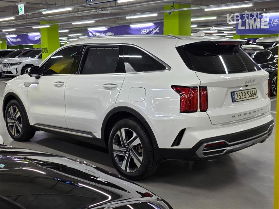 2022 - kia sorento