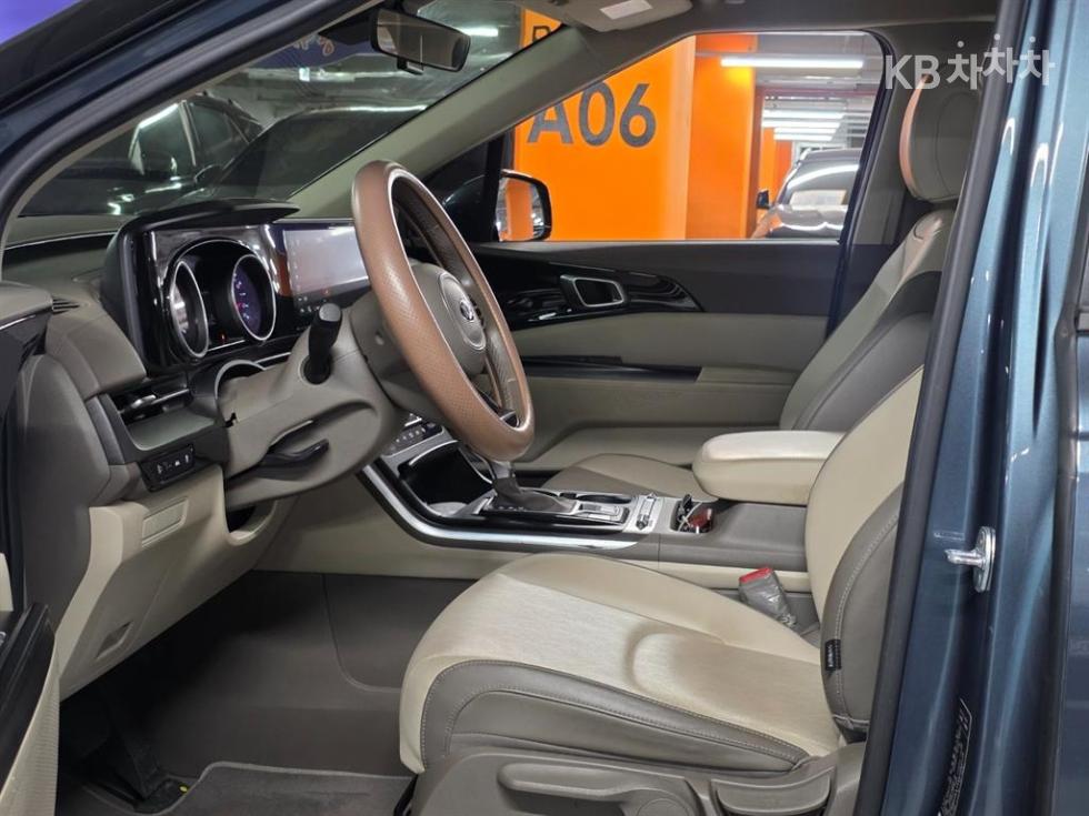 2021 - kia carnival