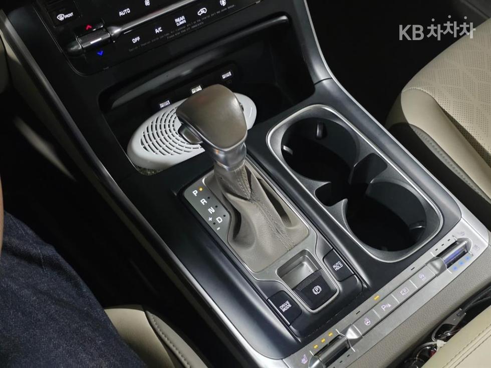 2021 - kia carnival