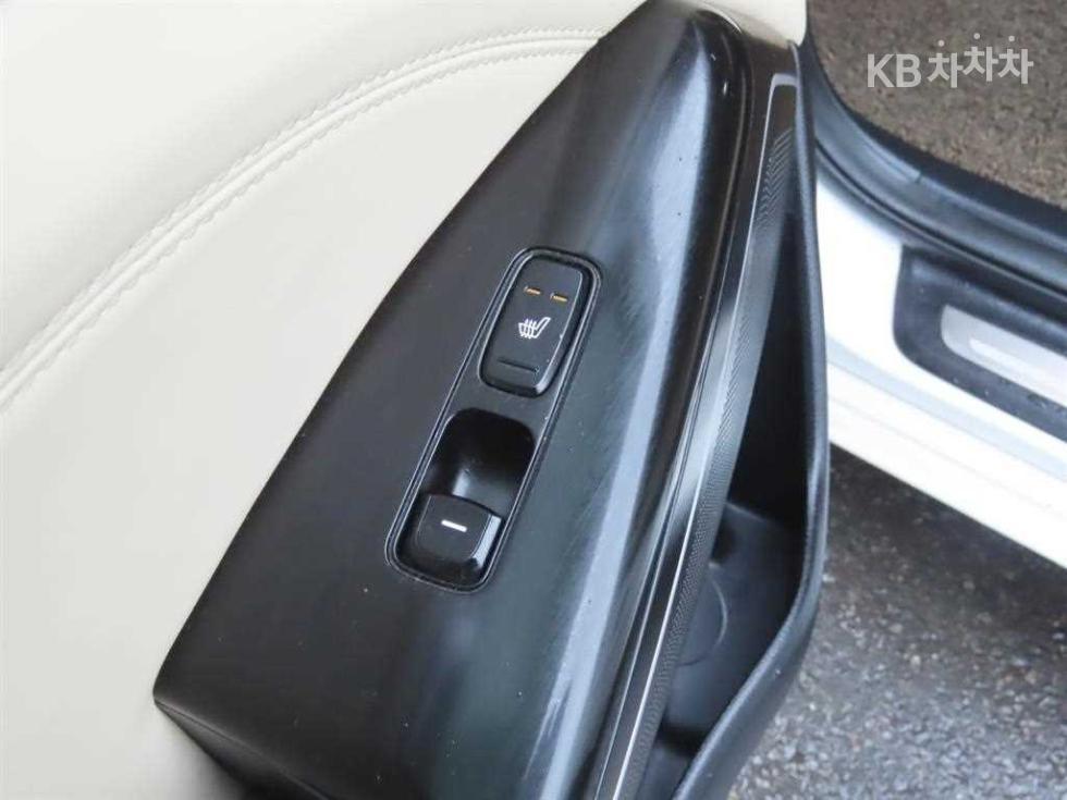 2017 - kia k7
