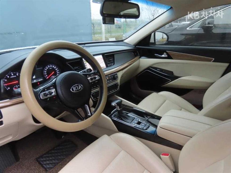 2017 - kia k7