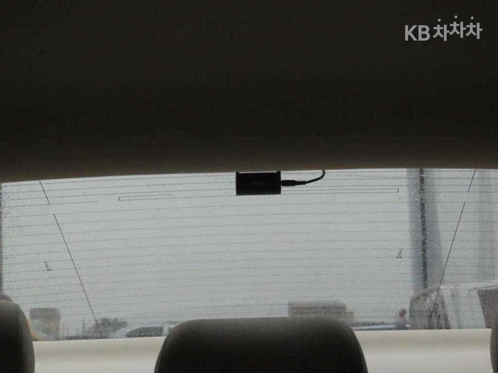 2017 - kia k7