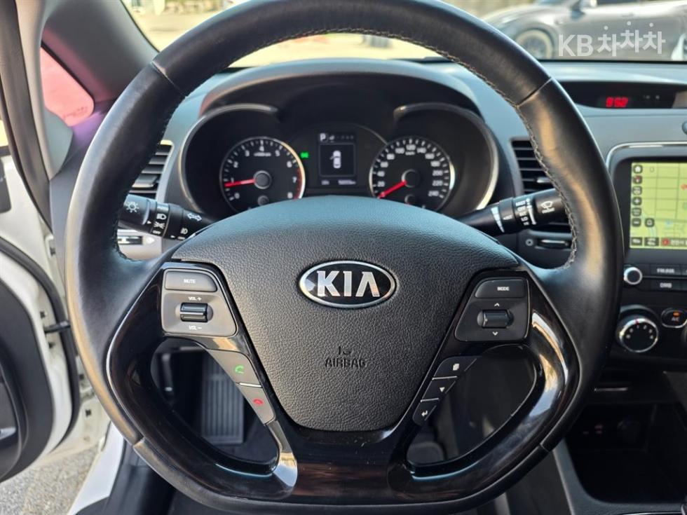 2018 - kia k3