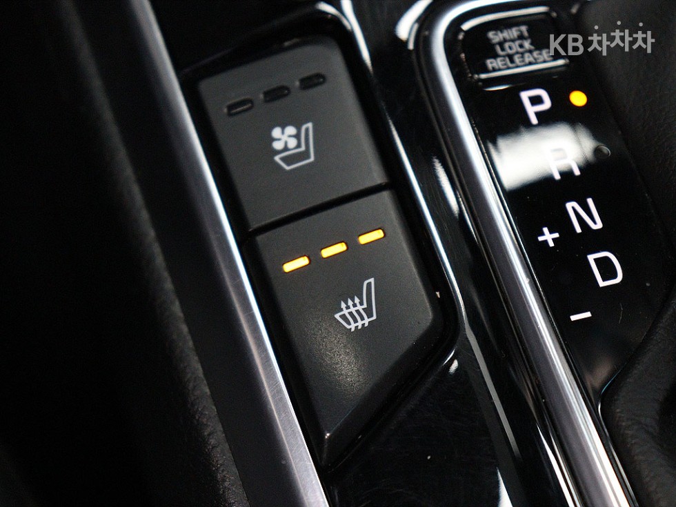 2022 - kia mohave
