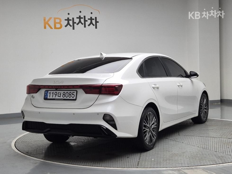 2022 - kia k3