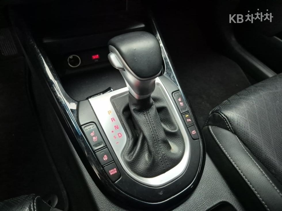 2022 - kia k3