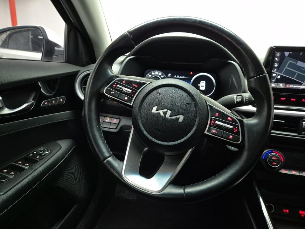 2022 - kia k3
