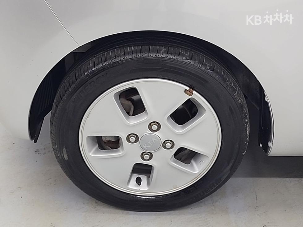 2013 - kia ray