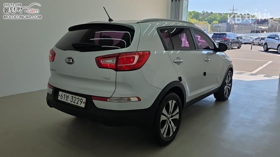 2013 - kia sportage