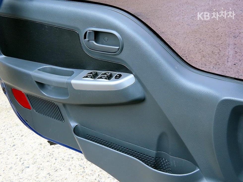 2022 - kia bongo iii