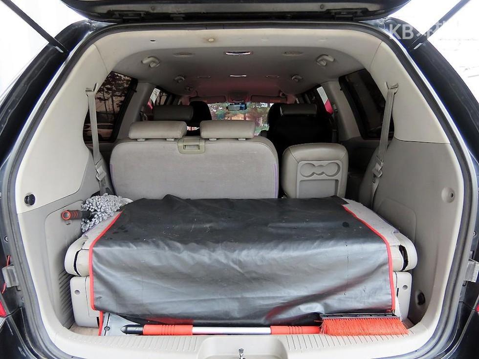 Kia Carnival — miniaturë 17