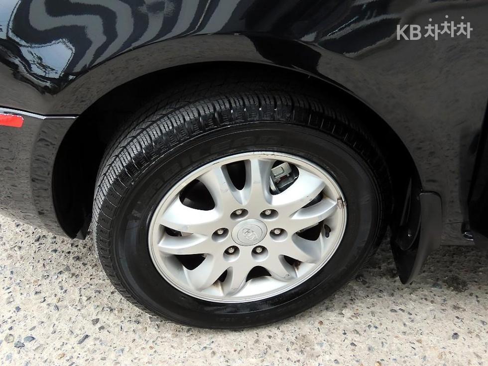 Kia Carnival — miniaturë 20