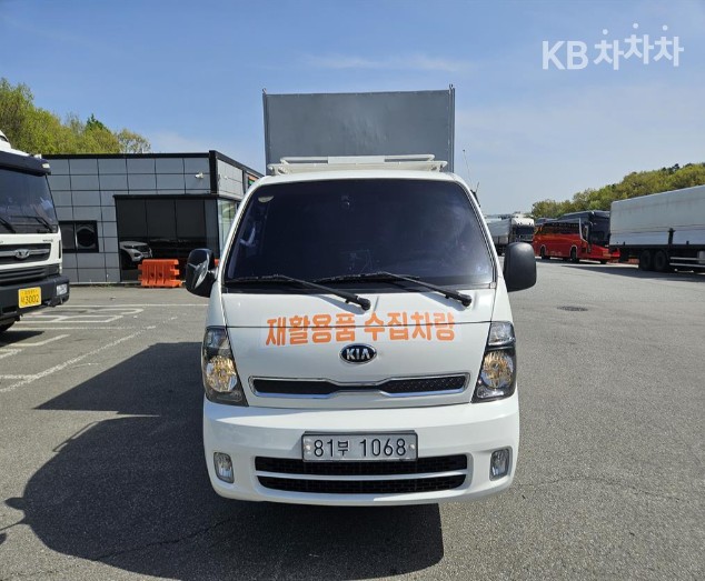 2019 - kia bongo iii