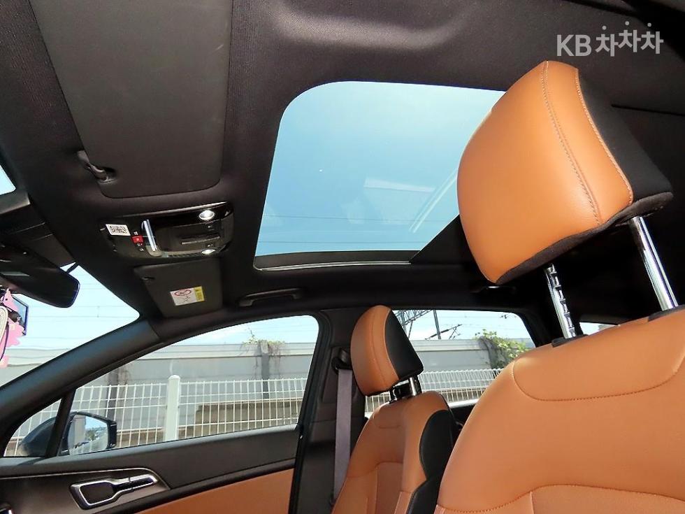 2024 - kia sportage