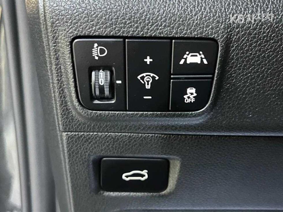 2020 - kia k5