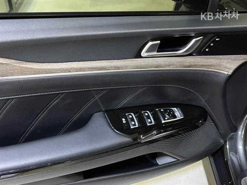 2020 - kia k5