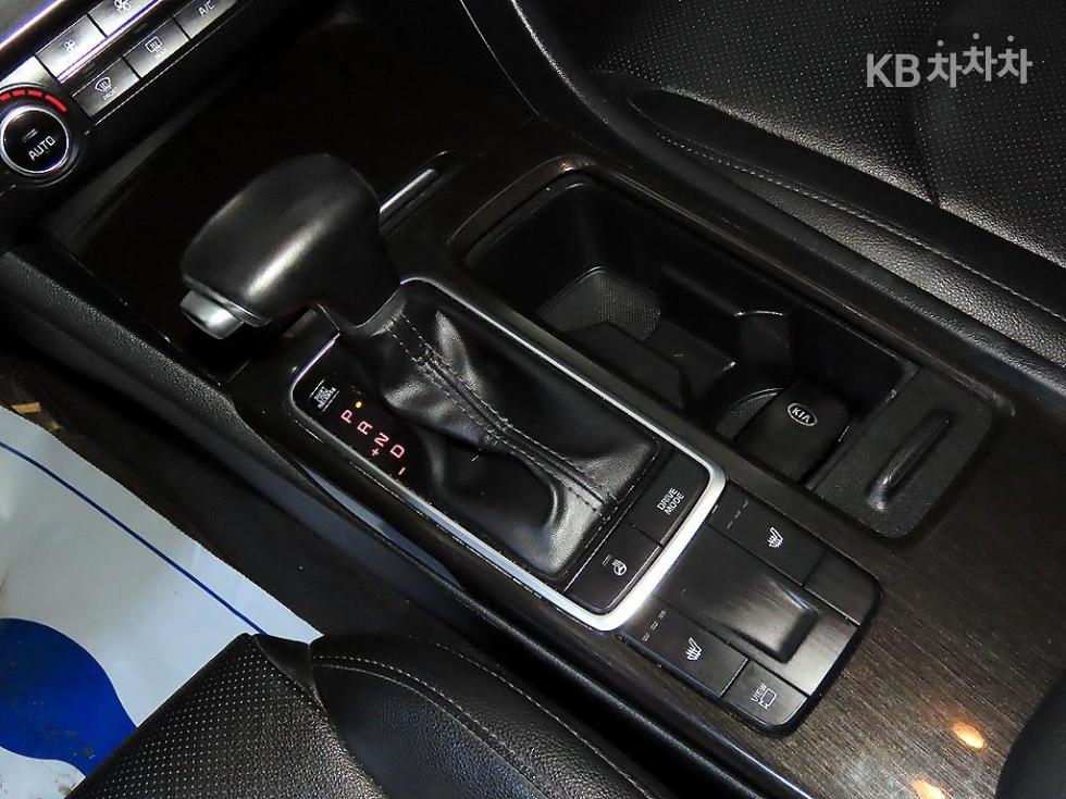 2019 - kia k5