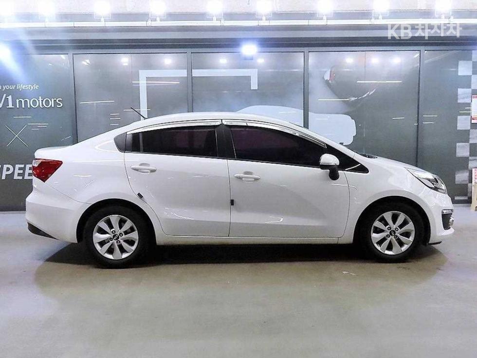 2015 - kia pride