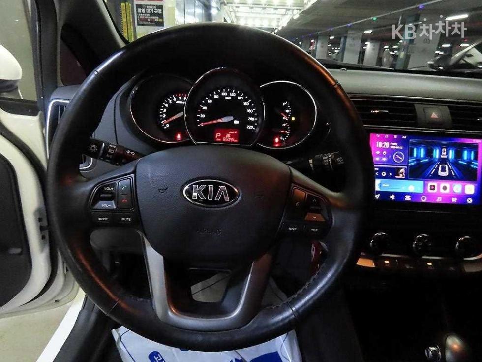 2015 - kia pride