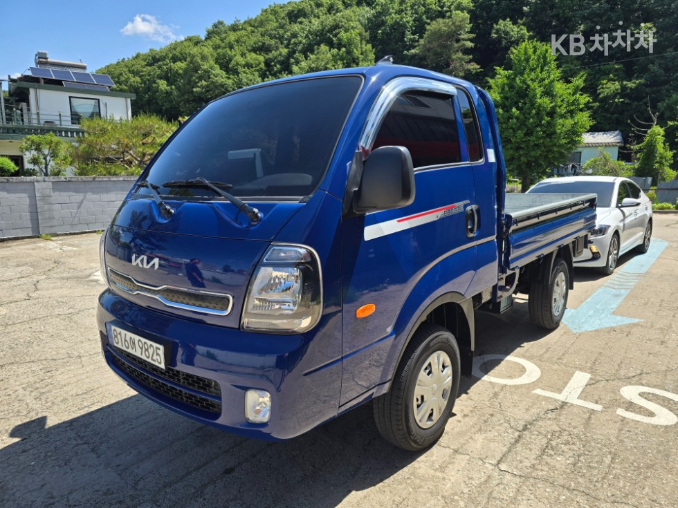 2024 - kia bongo iii