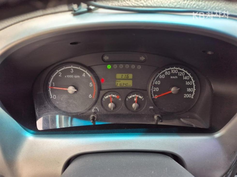 2014 - kia bongo iii