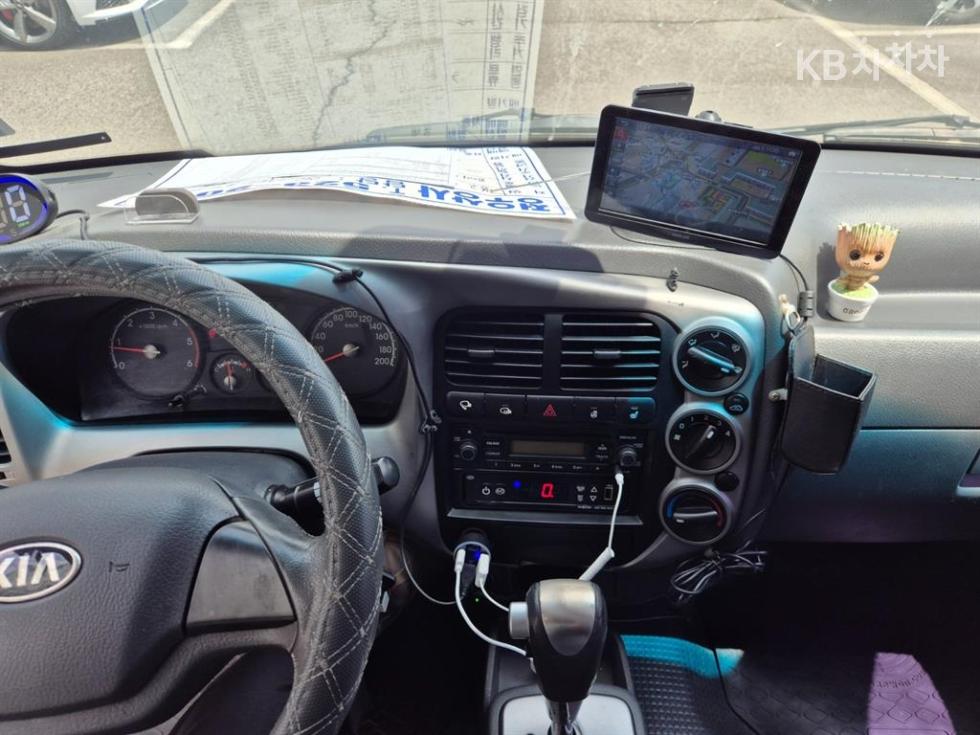 2014 - kia bongo iii
