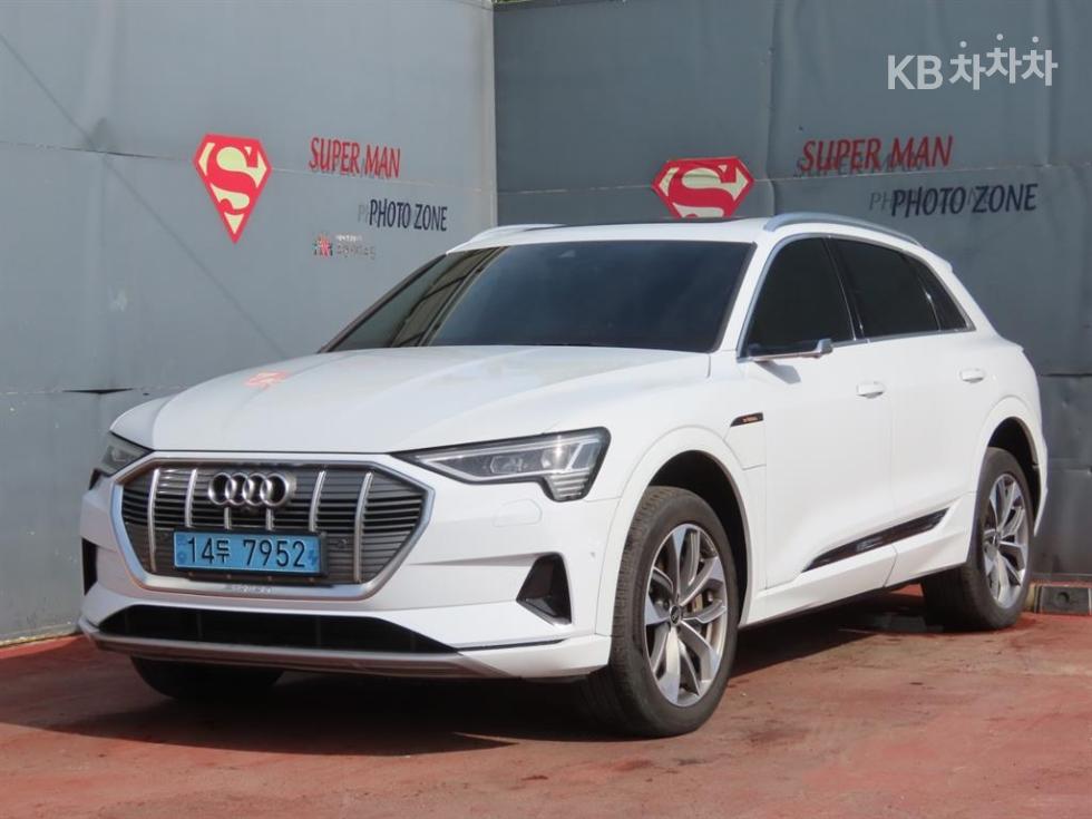 아우디 e-tron 55 quattro 기본형