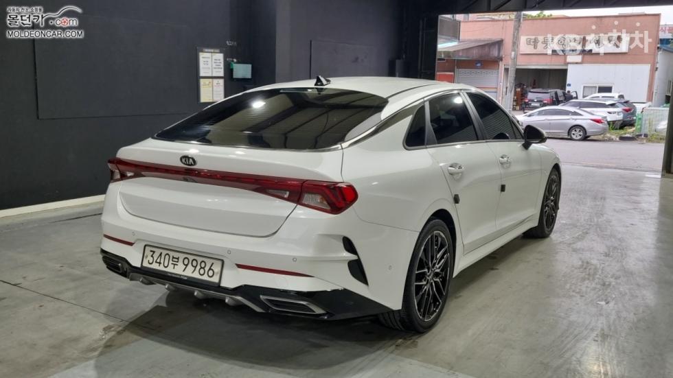 2020 - kia k5