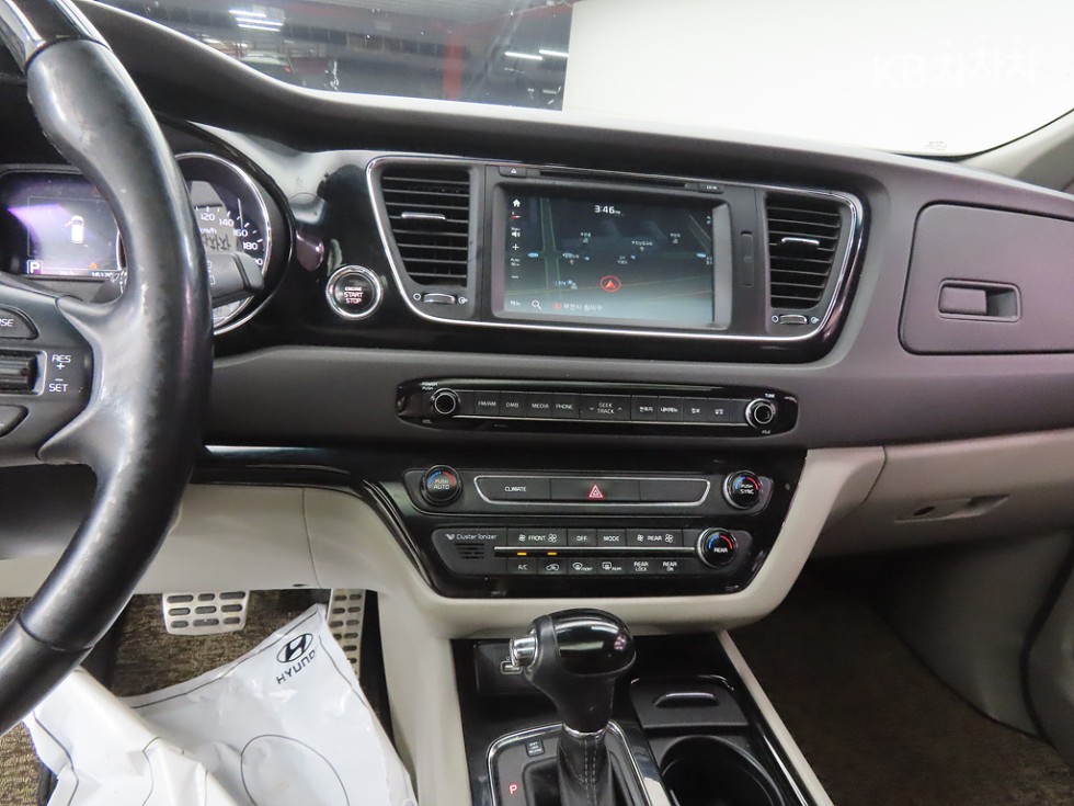 2016 - kia carnival