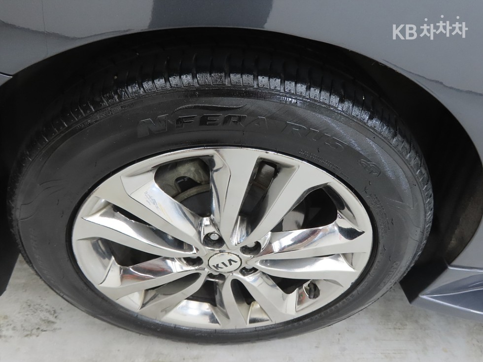 2016 - kia carnival
