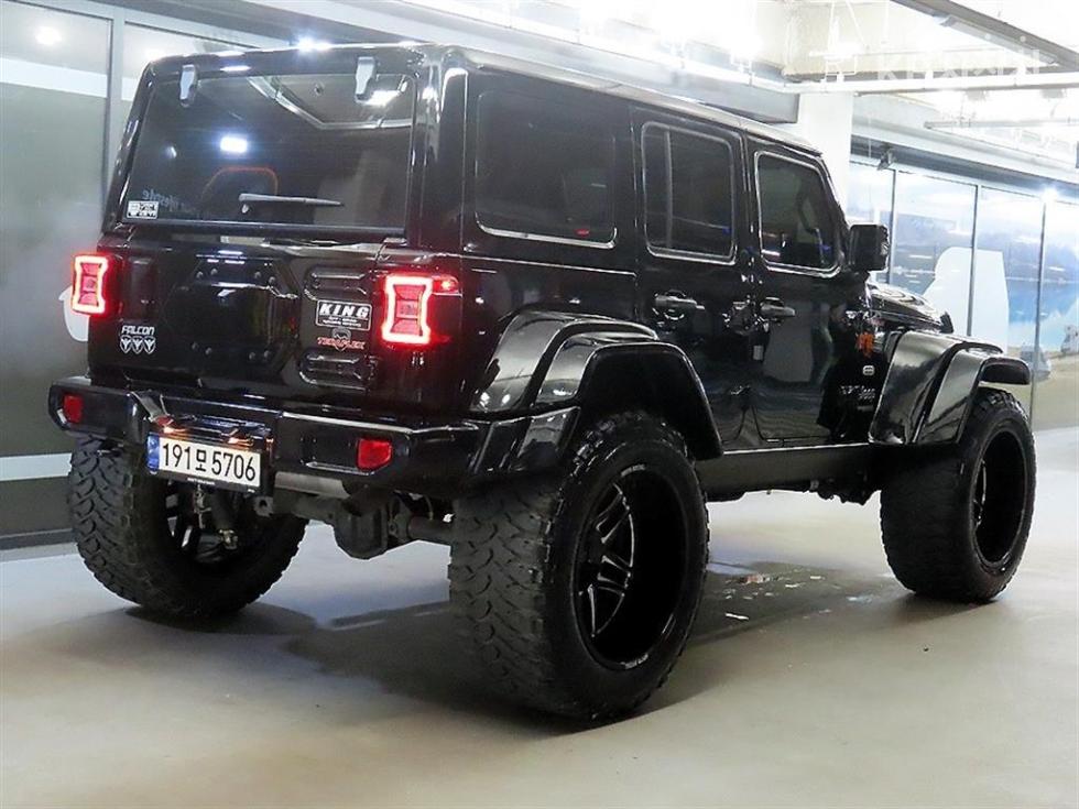 2021 Jeep (JL) photo