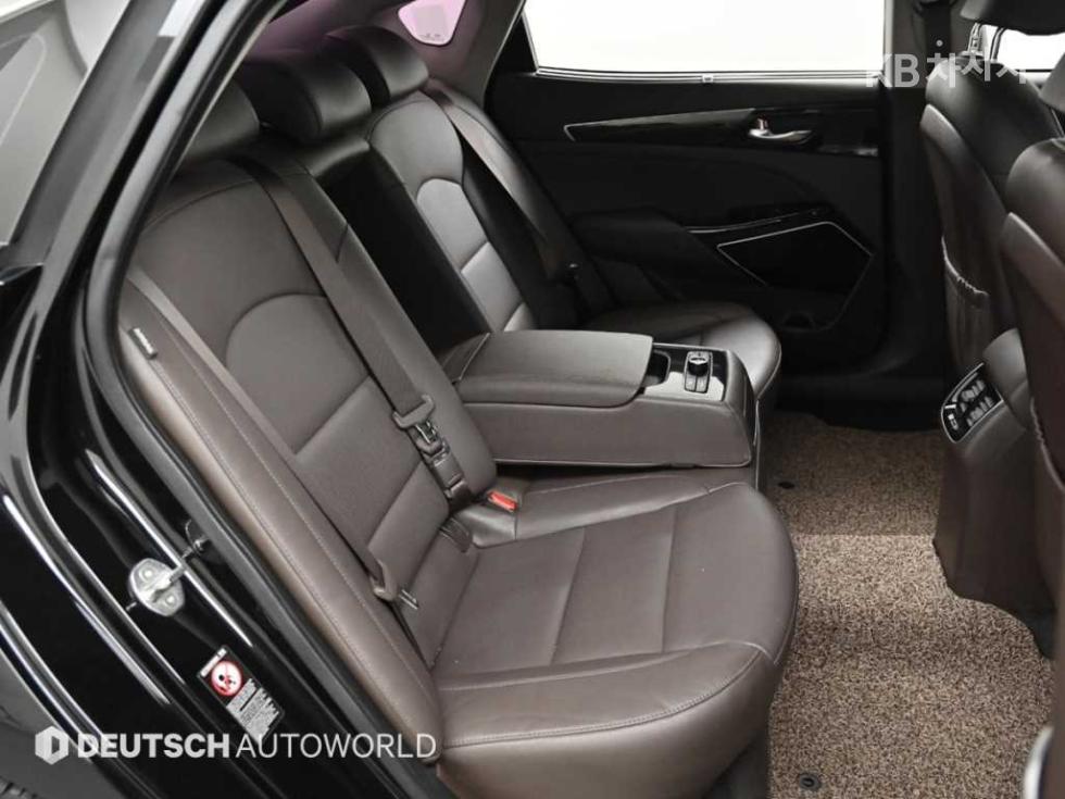 2018 - kia k7