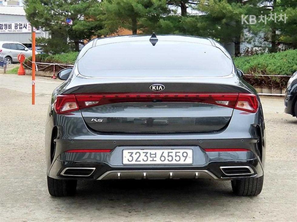 2020 - kia k5
