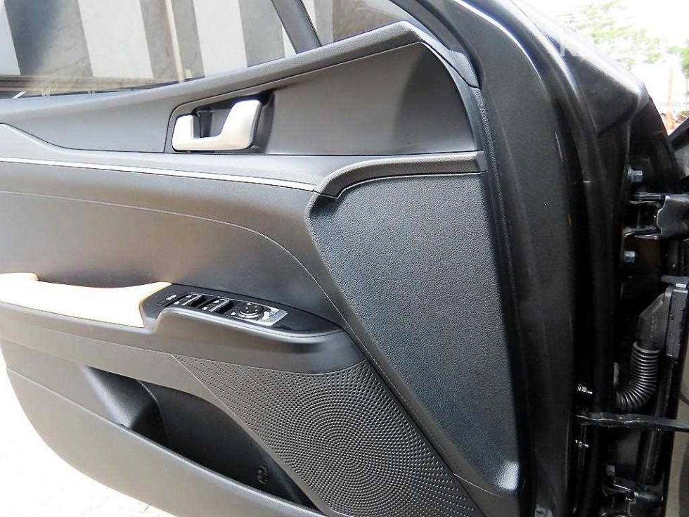 2020 - kia k5