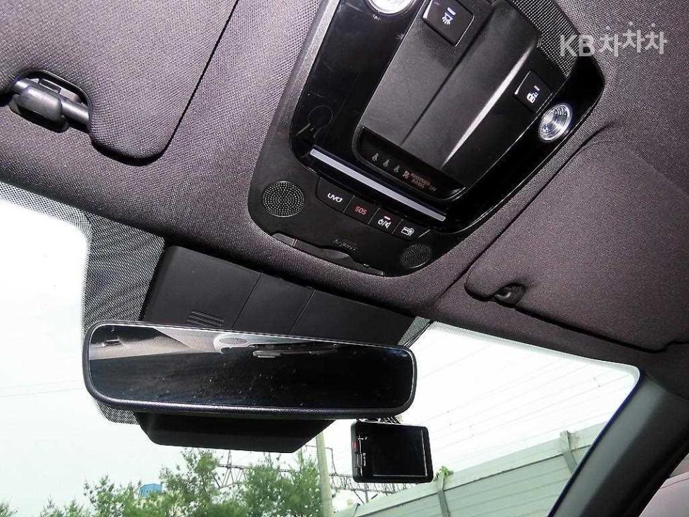 2020 - kia k5
