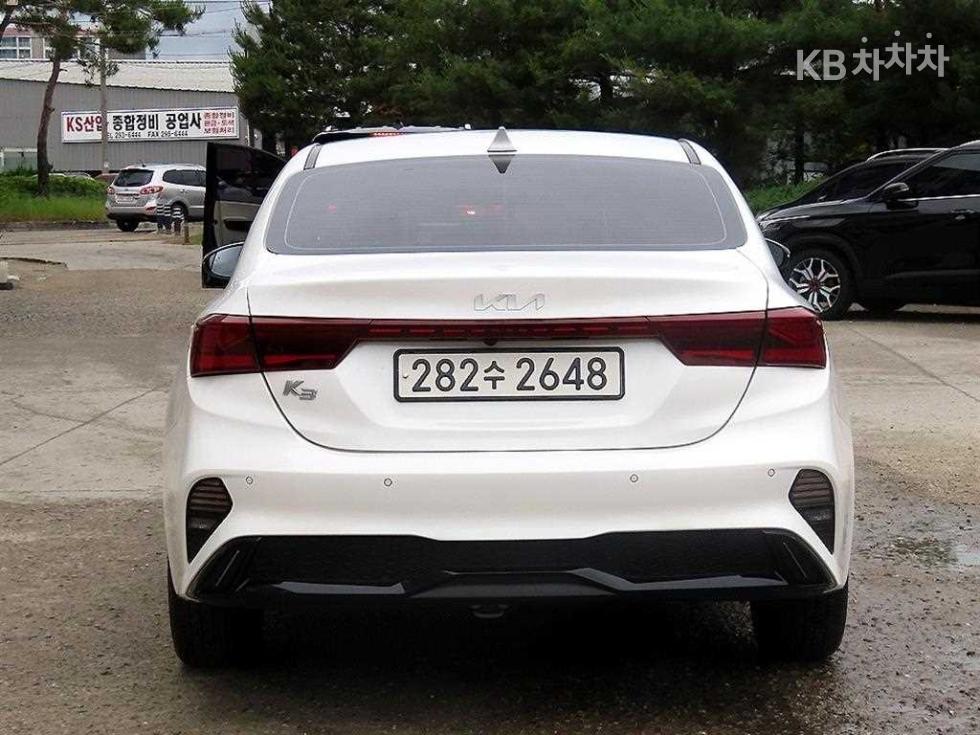 2022 - kia k3