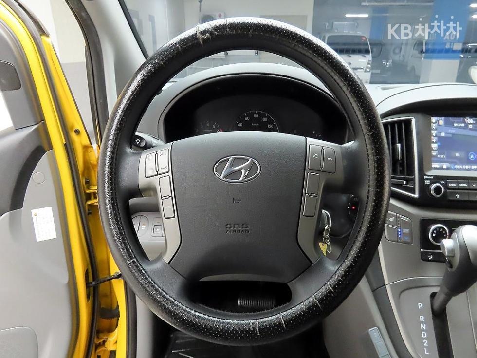 Hyundai Starex — miniaturë 6