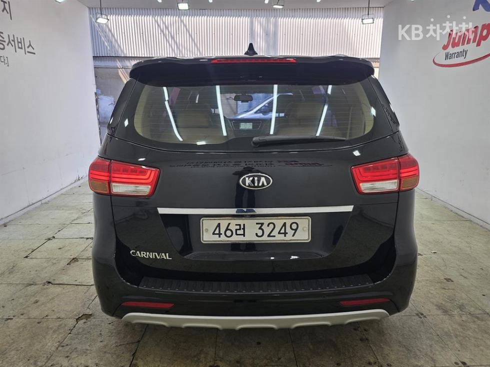 2016 - kia carnival