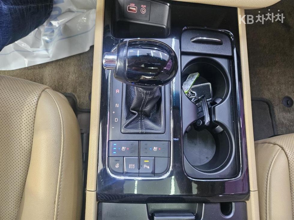 2016 - kia carnival
