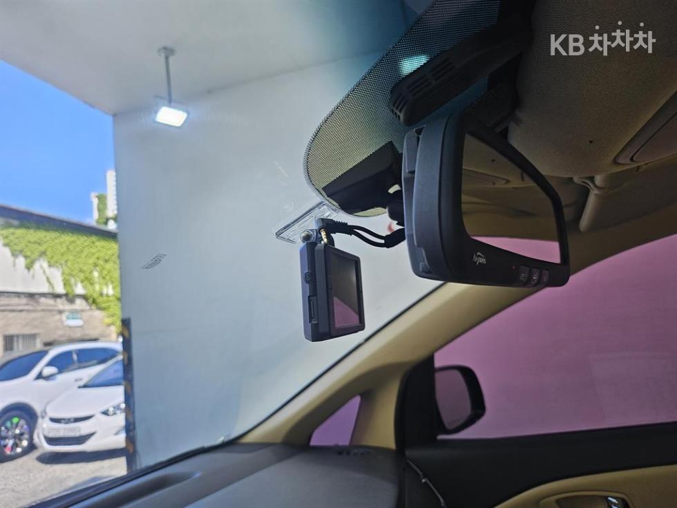 2016 - kia carnival