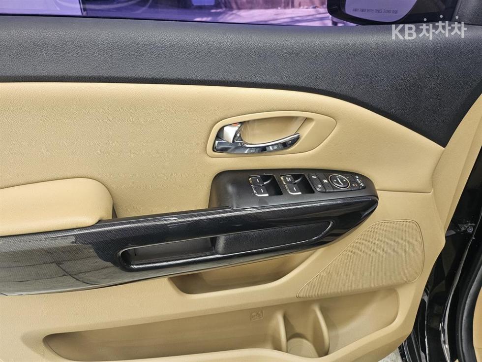 2016 - kia carnival