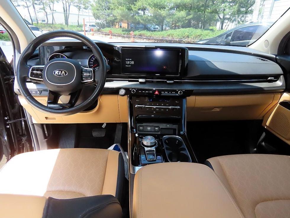 2021 - kia carnival